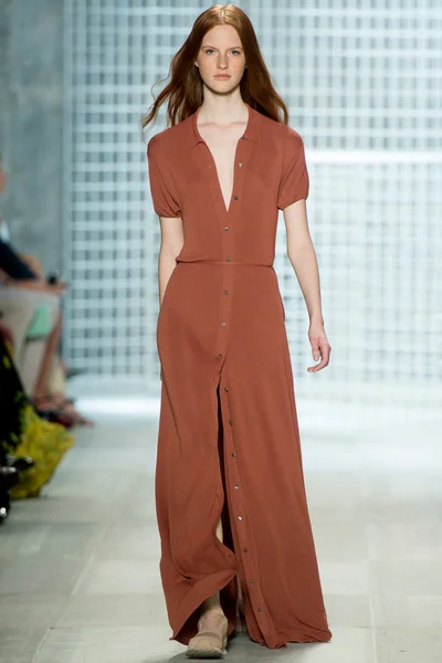 Look 24